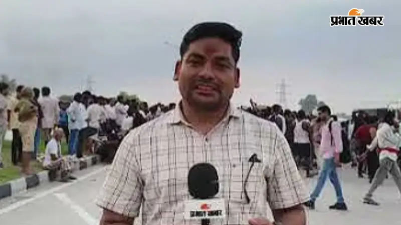 औरंगाबाद में सड़क हादसे में 27 वर्षीय युवक की मौत, परिजनों ने शव रखकर NH-19 किया जाम