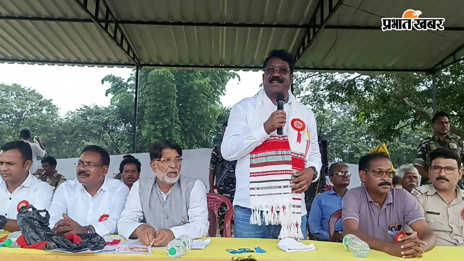शिवनाथपुर खेल मैदान में चबूतरा व शेड का उद्घाटन, ग्रामीणों को मिलेगी सुविधा