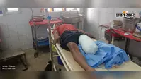 चलती ट्रेन में चढ़ने के दौरान युवक का पैर कटा, सदर अस्पताल में भर्ती