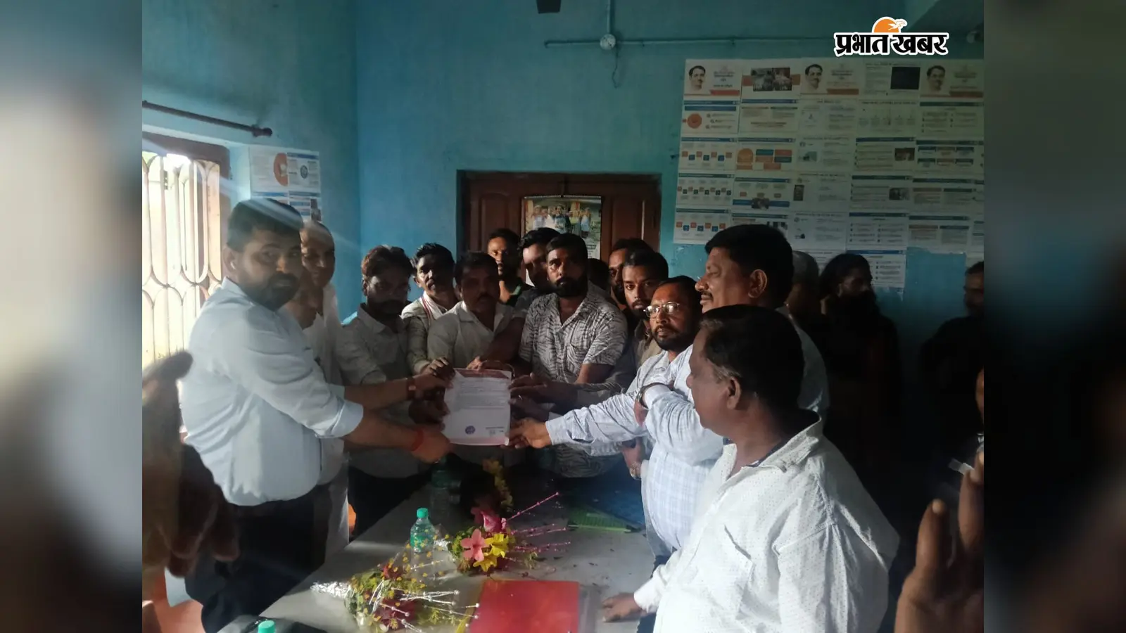 रोजगार व विकास के मुद्दे पर एसएम स्टील्स के खिलाफ ग्रामीणों की हुंकार, सौंपा इन 25 मांगों से संबंधित पत्र