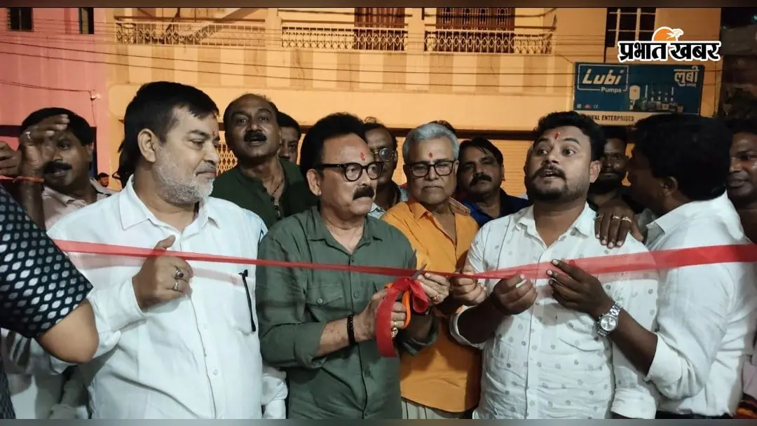 लोहरदगा में दुर्गा पूजा की तैयारी शुरू, सांसद सुखदेव भगत ने केंद्रीय पूजा समिति के नये कार्यालय का किया उद्घाटन