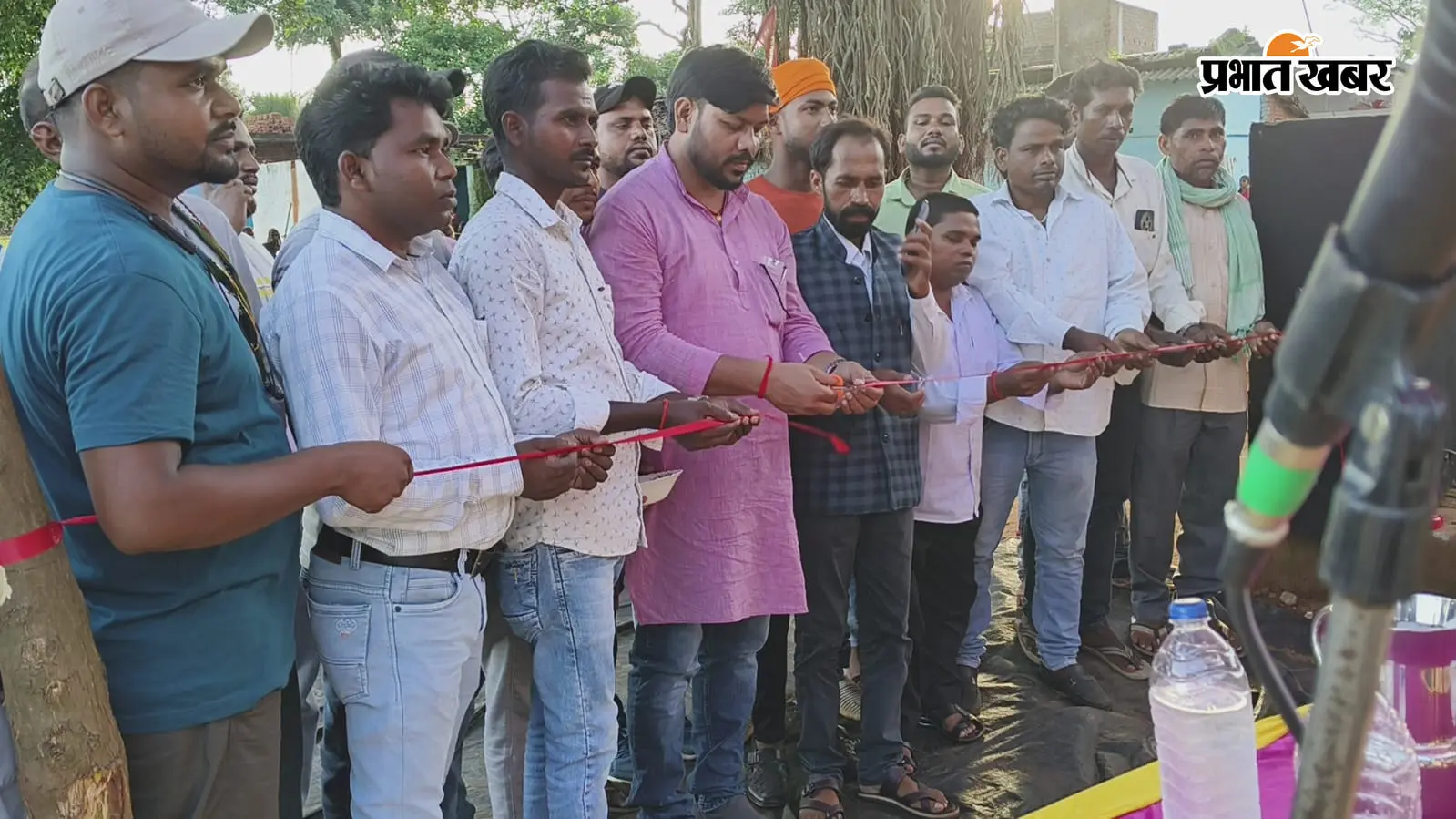 मांदर की थाप पर थिरके 15 गांव, 509 लोगों ने मनाया करम मिलन; सहारा में दिखी लोक संस्कृति की जीवंत तस्वीर