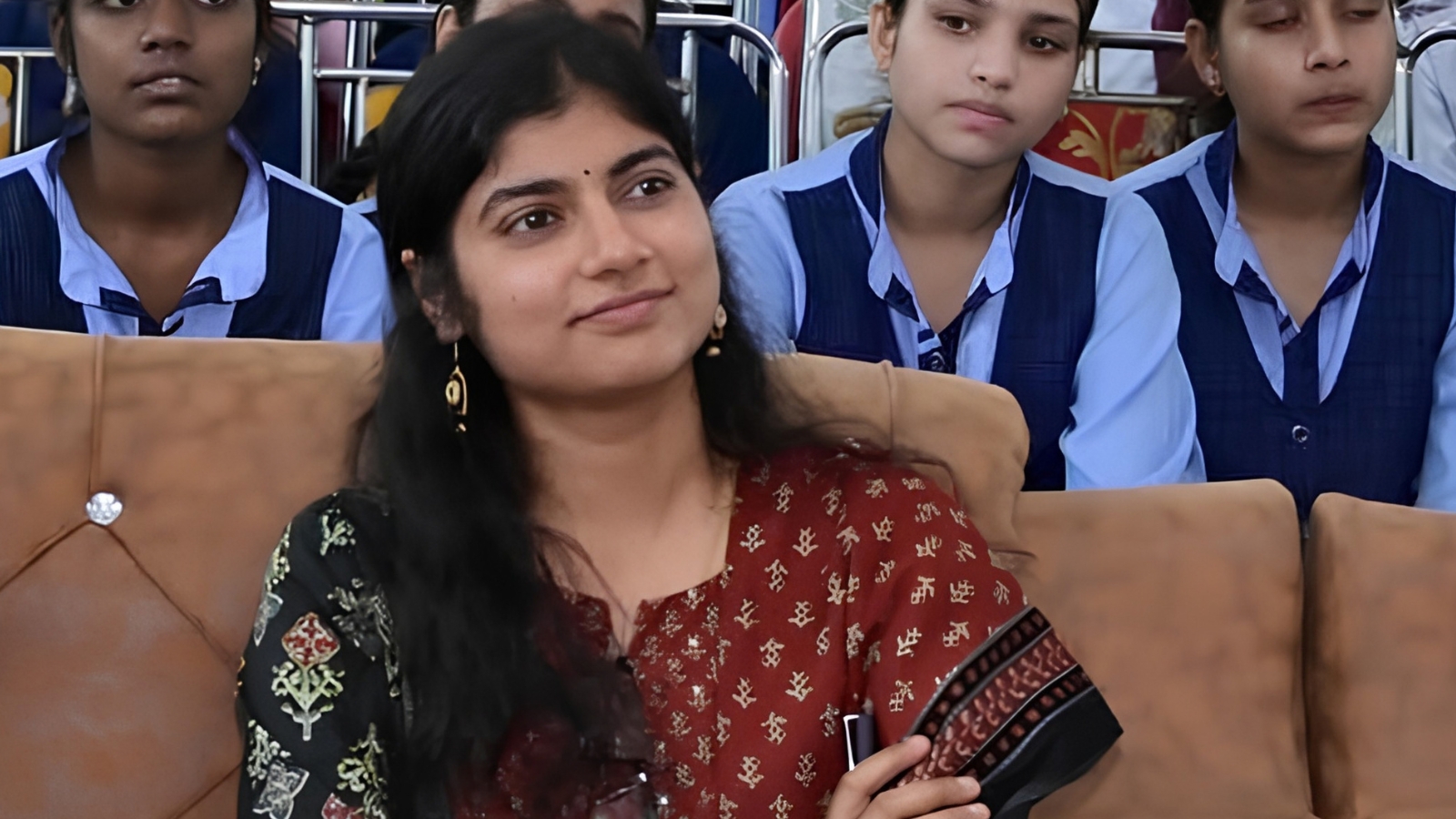 कौन हैं संस्कृति त्रिवेदी?