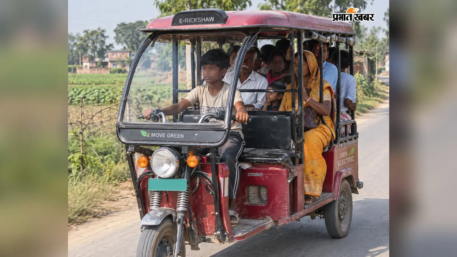 सासाराम की सड़कों पर नाबालिग चला रहे ई-रिक्शा, यातायात व्यवस्था और यात्रियों की सुरक्षा पर सवाल
