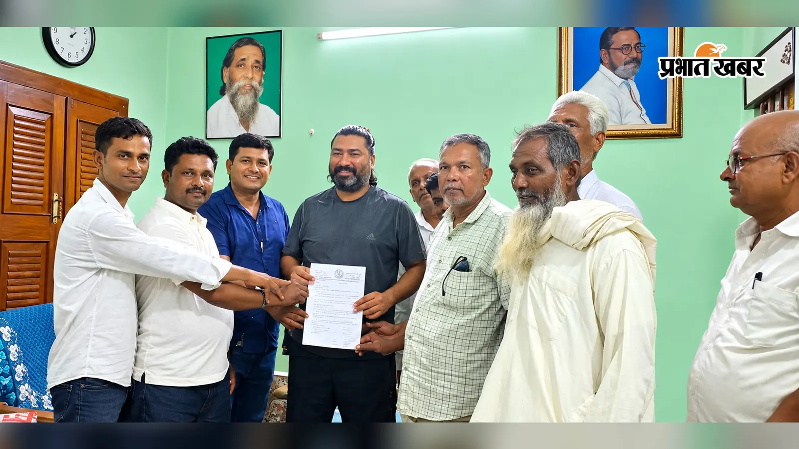 अंडरग्राउंड बाईपास के साथ सर्विस रोड की मांग, सांसद से मिले 30 गांवों के ग्रामीण