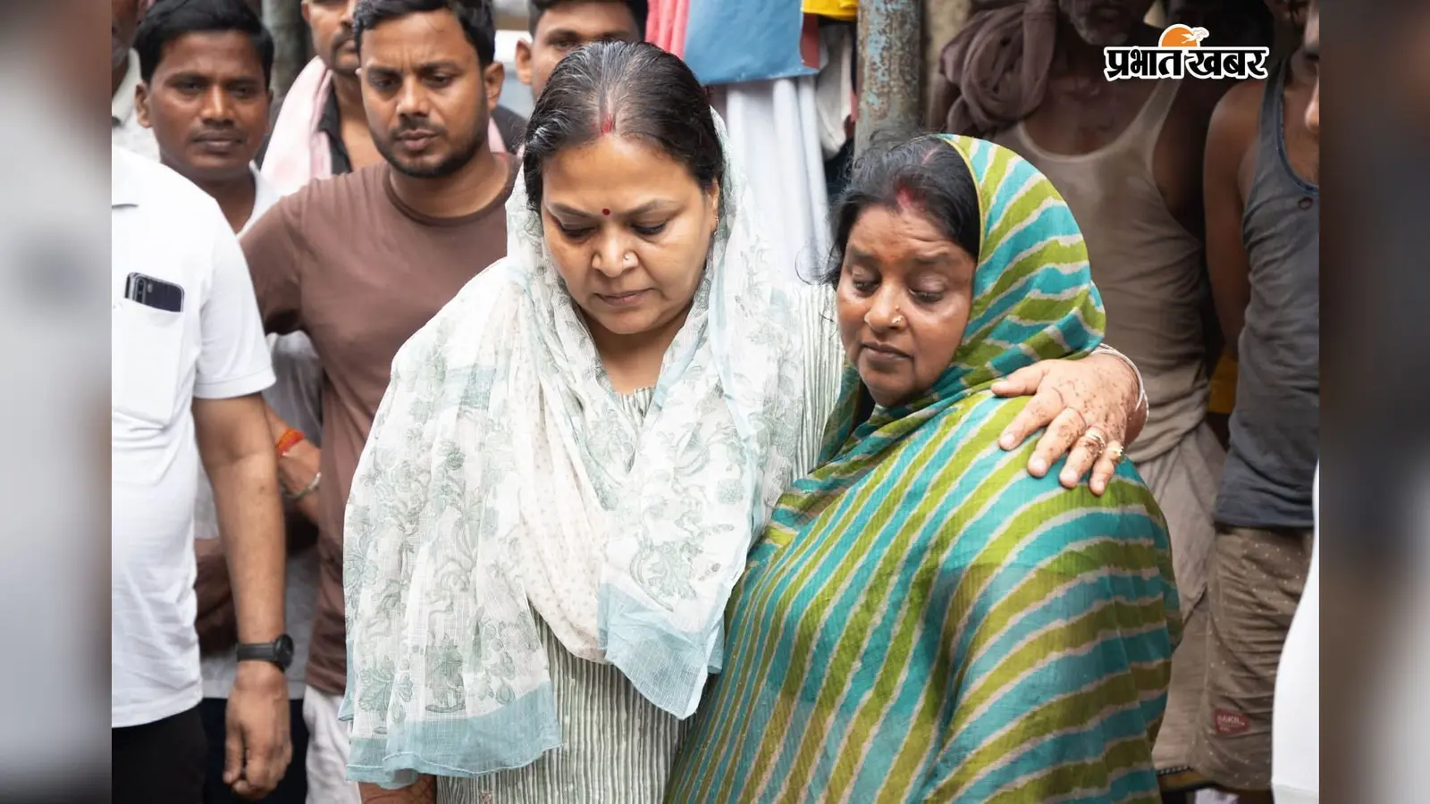 सेवानिवृत्त शिक्षक के निधन पर शोक, मंत्री दीपिका पांडेय सिंह ने बंधाया ढांढस