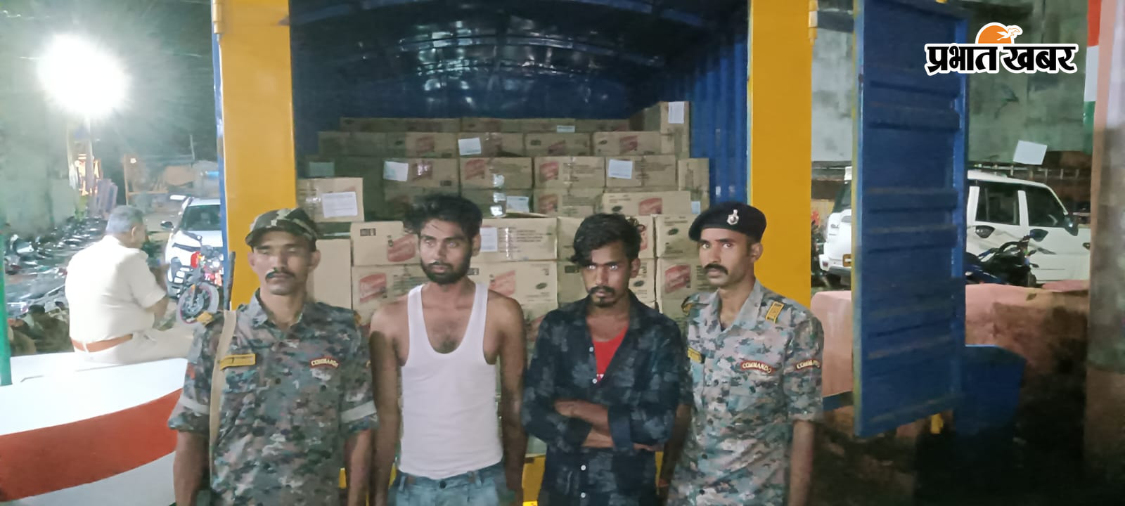 बांका पुलिस की बड़ी कार्रवाई: पंजवारा चेक पोस्ट पर वाहन चेकिंग के दौरान 2574 लीटर विदेशी शराब के साथ दो तस्कर गिरफ्तार | Prabhat Khabar Network
