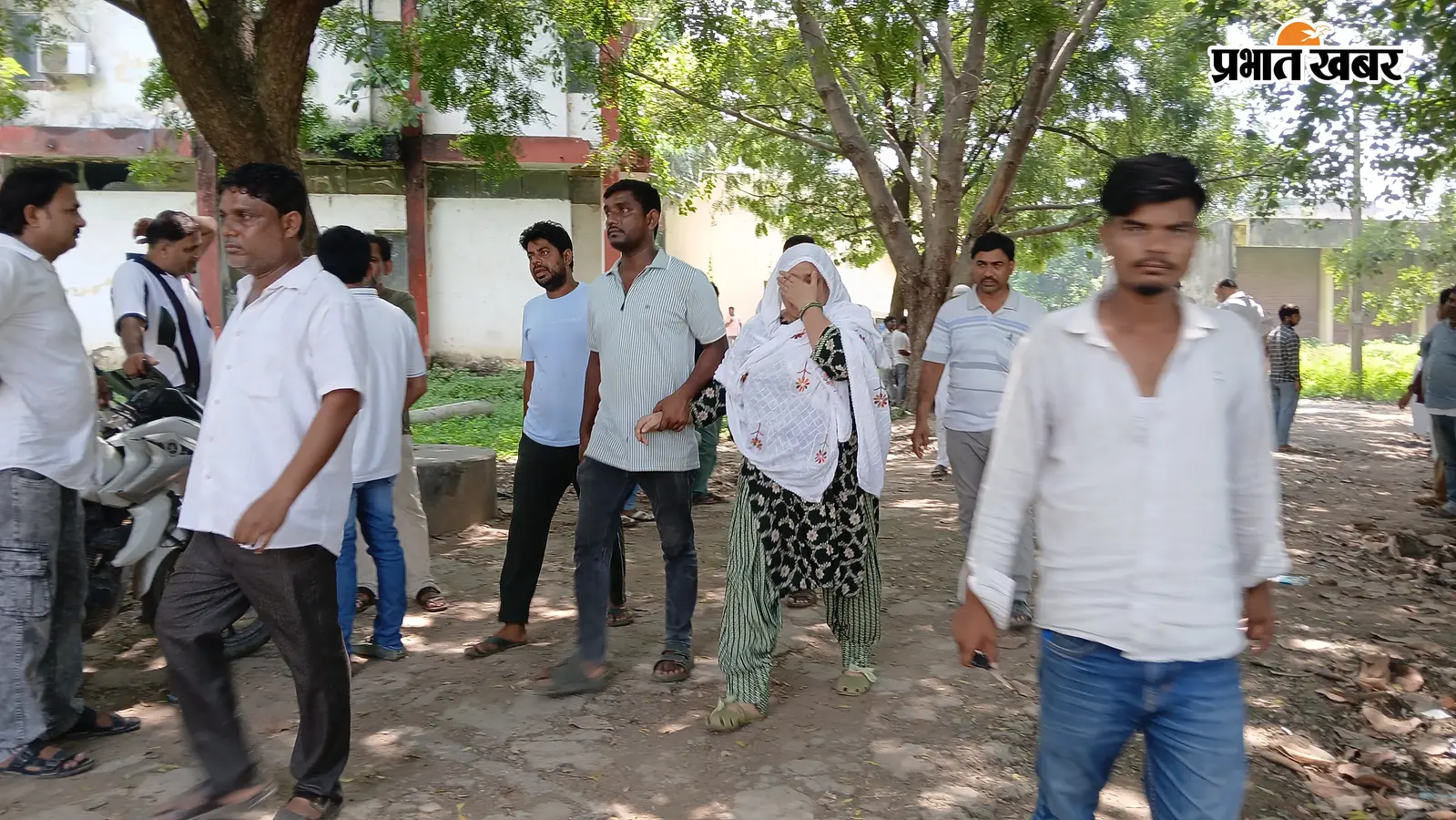 गया जीबी रोड पर पिकअप की टक्कर से व्यक्ति की मौत, सड़क से 30 फीट दूर जा गिरे