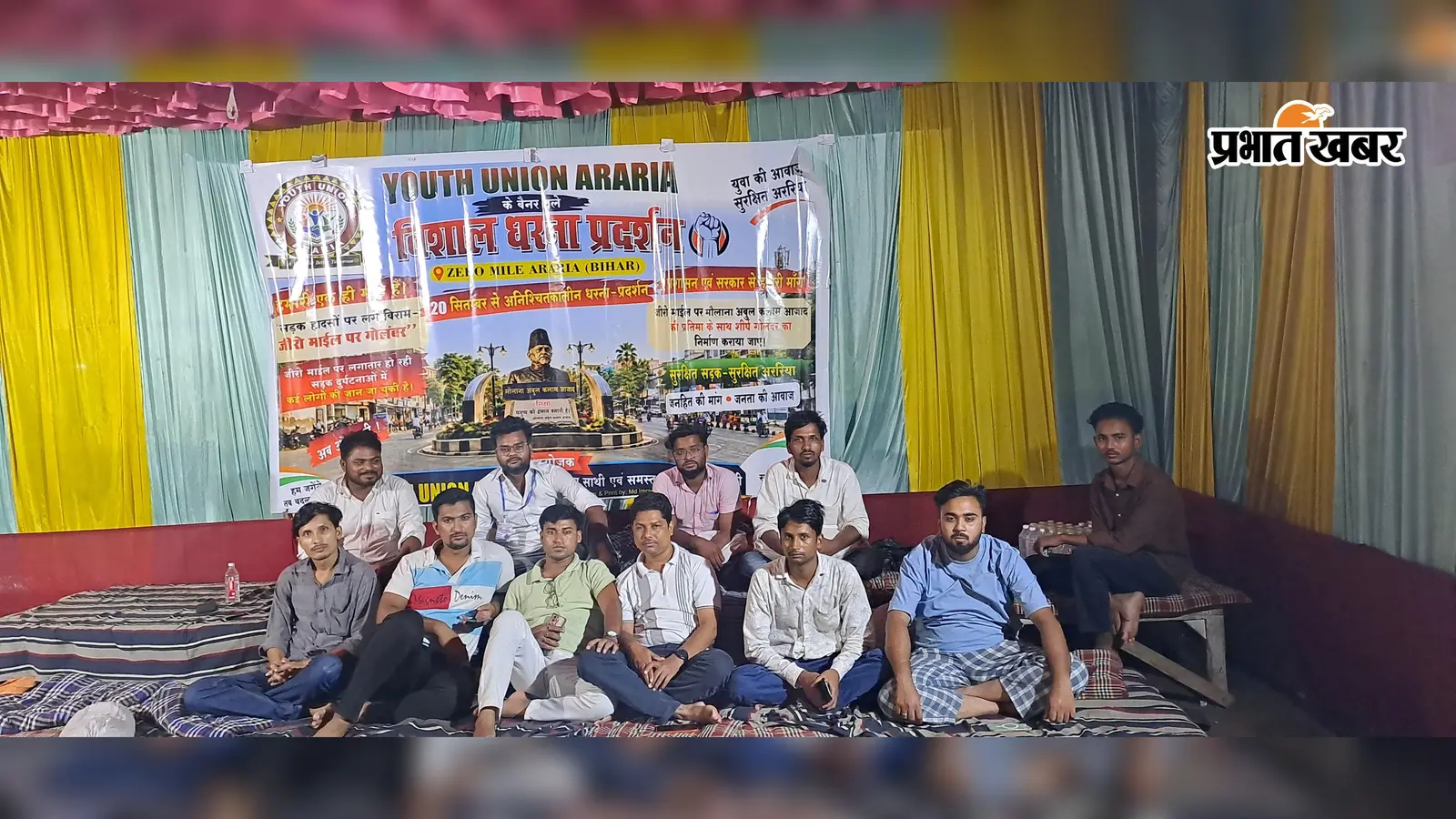 जाम का झाम और हादसों की सड़क बना जीरो माइल: मौलाना आजाद की प्रतिमा और गोलंबर निर्माण की मांग पर अड़े युवा