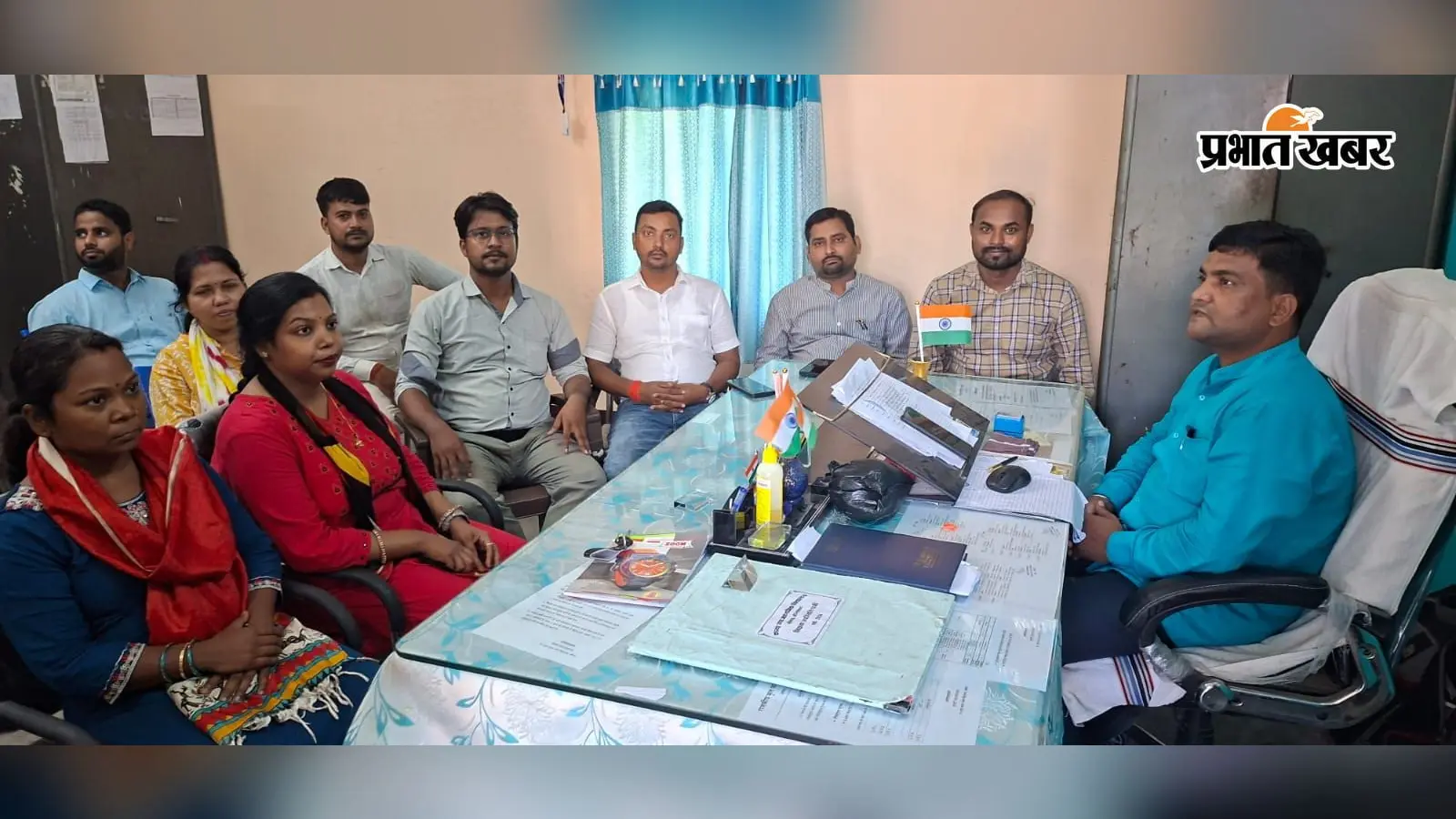 ओबरा कन्या विद्यालय में विधायक और डीएम के सम्मान समारोह की तैयारी, 28 सितंबर को होगा कार्यक्रम