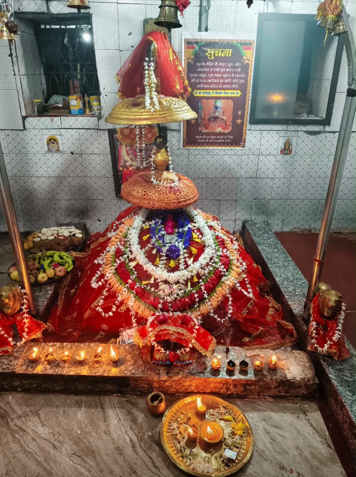 मंदिर का गर्भगृह
