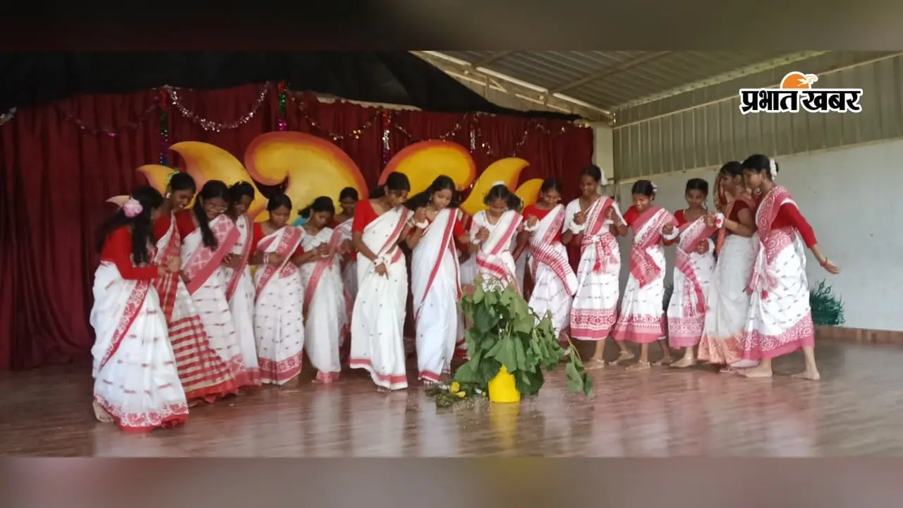 ग्रेटर त्रिवेणी पब्लिक स्कूल में धूमधाम से मना करम पर्व