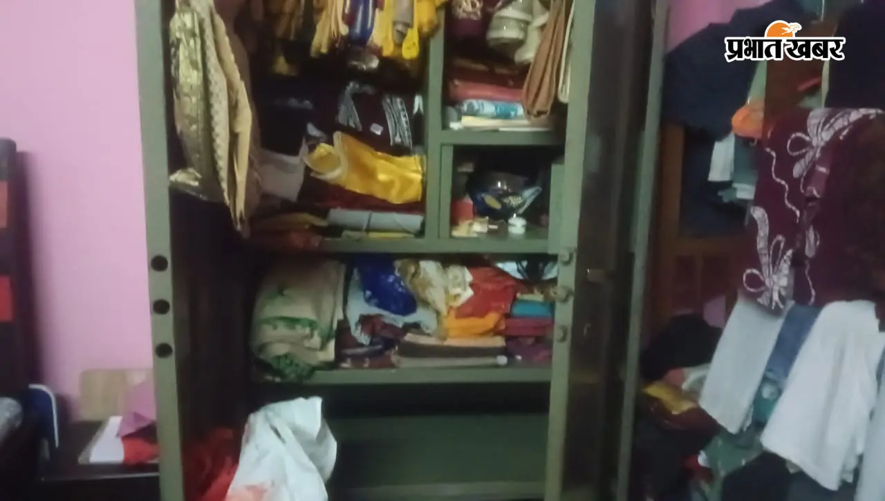 टाटा स्टील कर्मी ड्यूटी पर गए, पीछे से चोरों ने किया खेल, क्वार्टर से 50 लाख के जेवर गायब