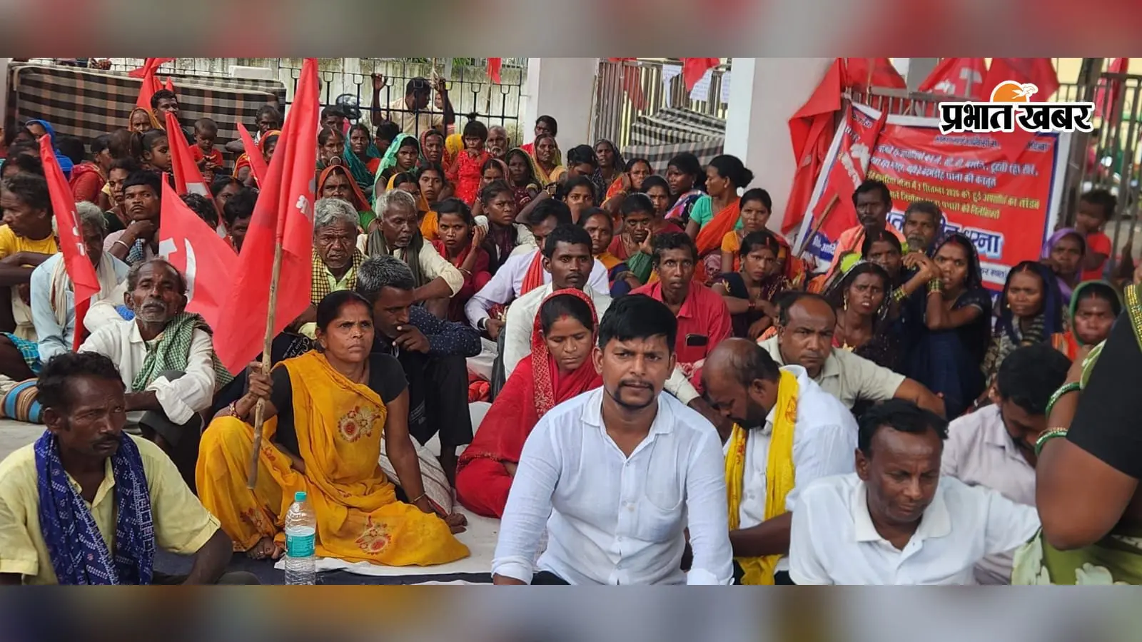 जमुई में पुलिस प्रशासन के खिलाफ आर-पार की लड़ाई: चंद्रमंडीह थाना प्रभारी के निलंबन पर अड़े भाकपा माले कार्यकर्ता, SDPO की वार्ता विफल