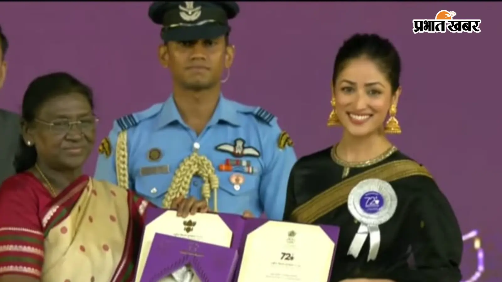 72nd National Film Awards: 'Article 370' के लिए यामी गौतम को मिला बेस्ट एक्ट्रेस का नेशनल अवॉर्ड, पति आदित्य धर ने जमकर बजाईं तालियां