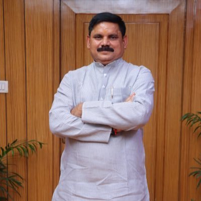 केंद्रीय कोयला एवं खान राज्य मंत्री सतीश चंद्र दुबे