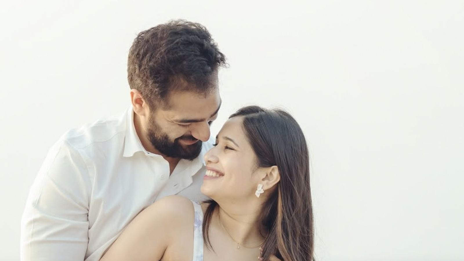 IDES ऑफिसर से हुई शादी