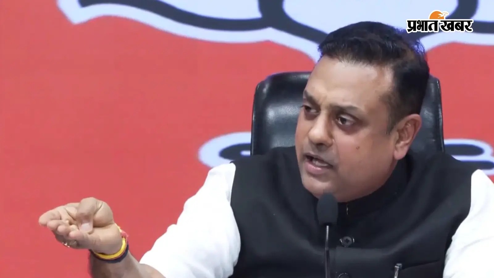 संबित पात्रा ने विपक्ष को दी चुनौती, बोले- खाली कागज लाओ, मैं साइन कर दूंगा, जानें क्या है पूरा मामला