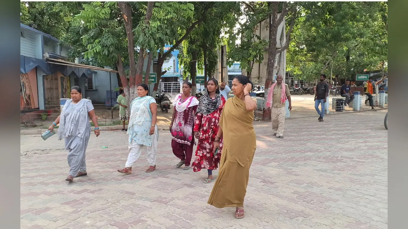 मोतिहारी के मधुबन में विवाहिता की संदिग्ध मौत, मौके पर पहुंची FSL टीम, पोस्टमार्टम से खुलेगा मौत का राज