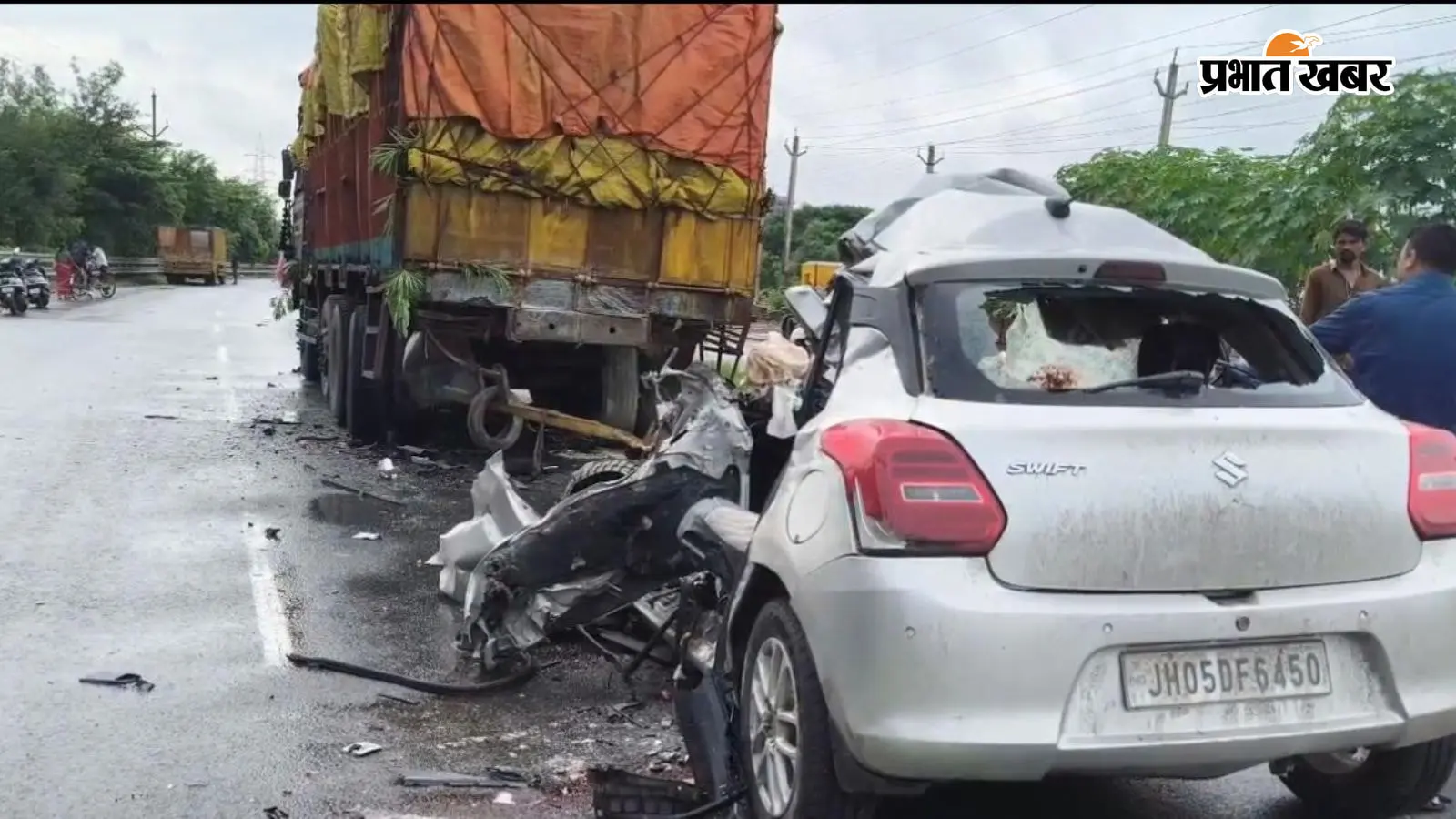 जमशेदपुर में भीषण सड़क हादसा: ग्रामीण विकास मंत्री दीपिका पांडेय की बेटी समेत 4 की मौत