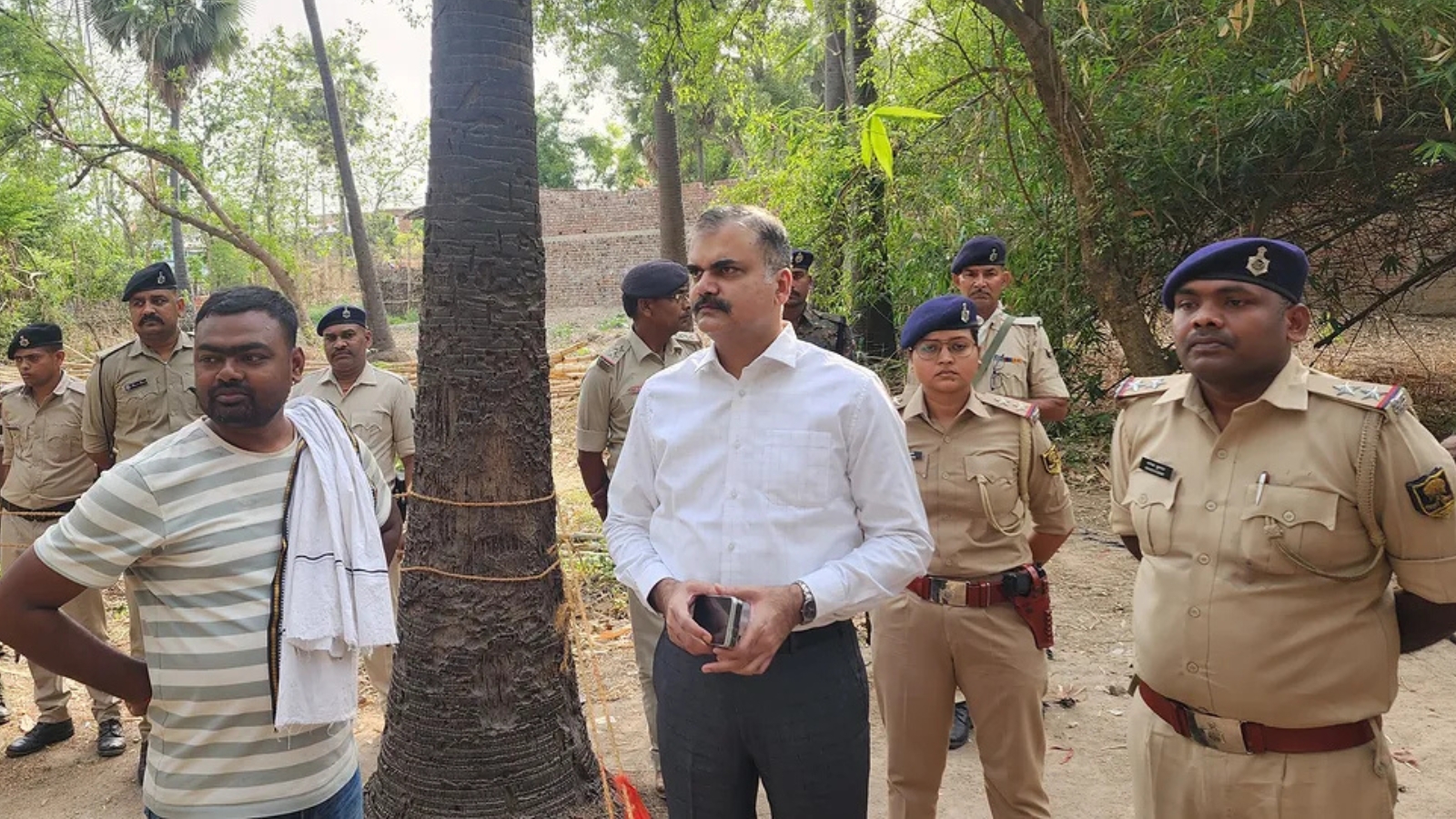 IPS विकास वैभव फील्ड पर (PC-इंस्टाग्राम) 