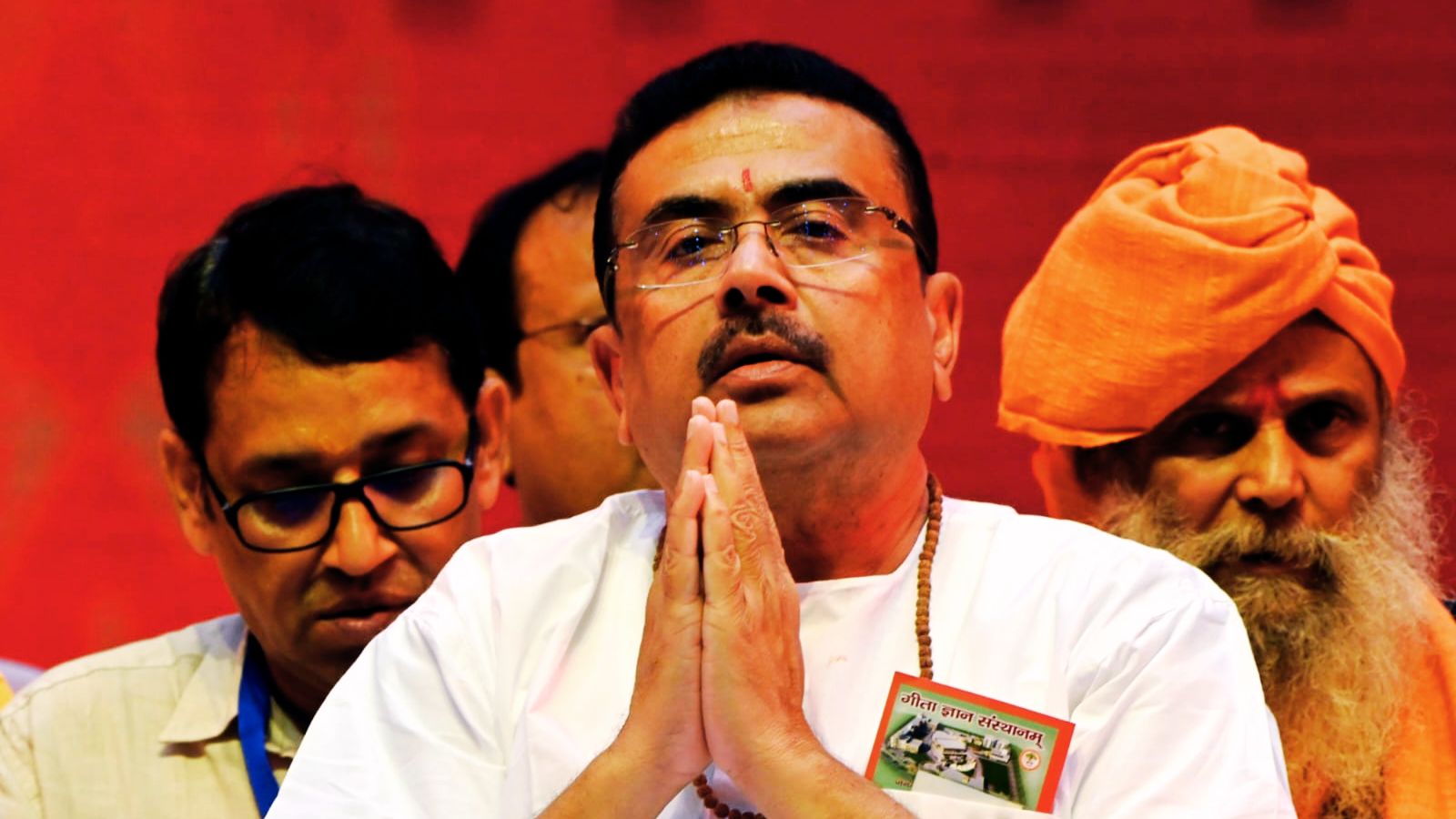नेताजी इंडोर स्टेडियम में आयोजित कार्यक्रम में शुभेंदु अधिकारी.