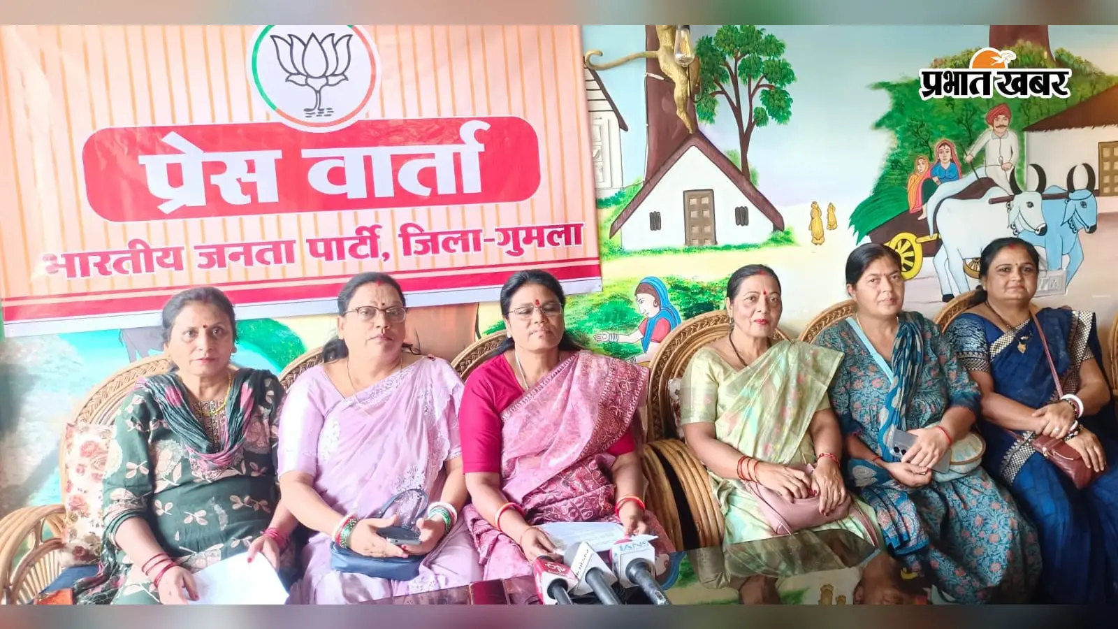 Gumla: SIR पर कांग्रेस के आरोपों पर भाजपा नेत्री शकुंतला उरांव का ...