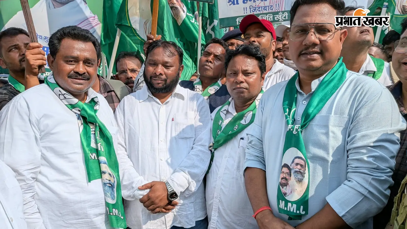 SIR के विरोध में रांची पहुंचे खूंटी के JMM कार्यकर्ता, राजभवन घेराव में उठी CEC को हटाने की मांग