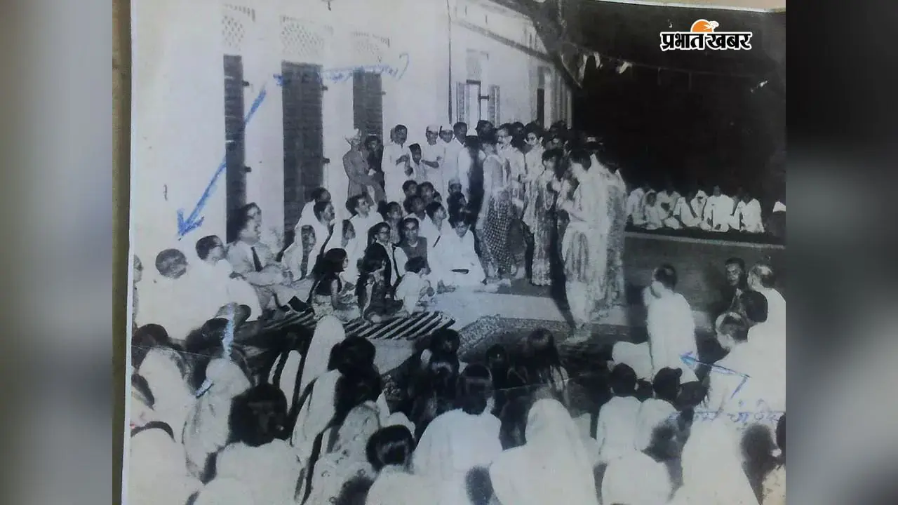 जब छऊ के राधा-कृष्ण नृत्य पर मोहित हुए महात्मा गांधी, बोले - लगा जैसे वृंदावन में खड़ा हूं