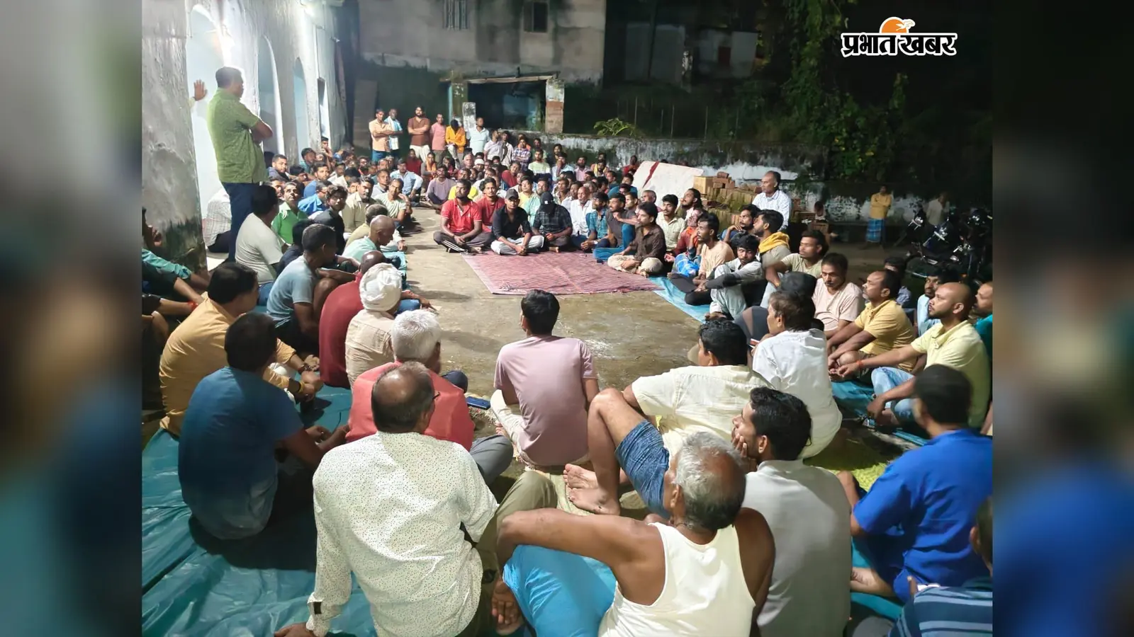 संघमित्रा कोल परियोजना को लेकर ग्रामीणों की हुई बैठक