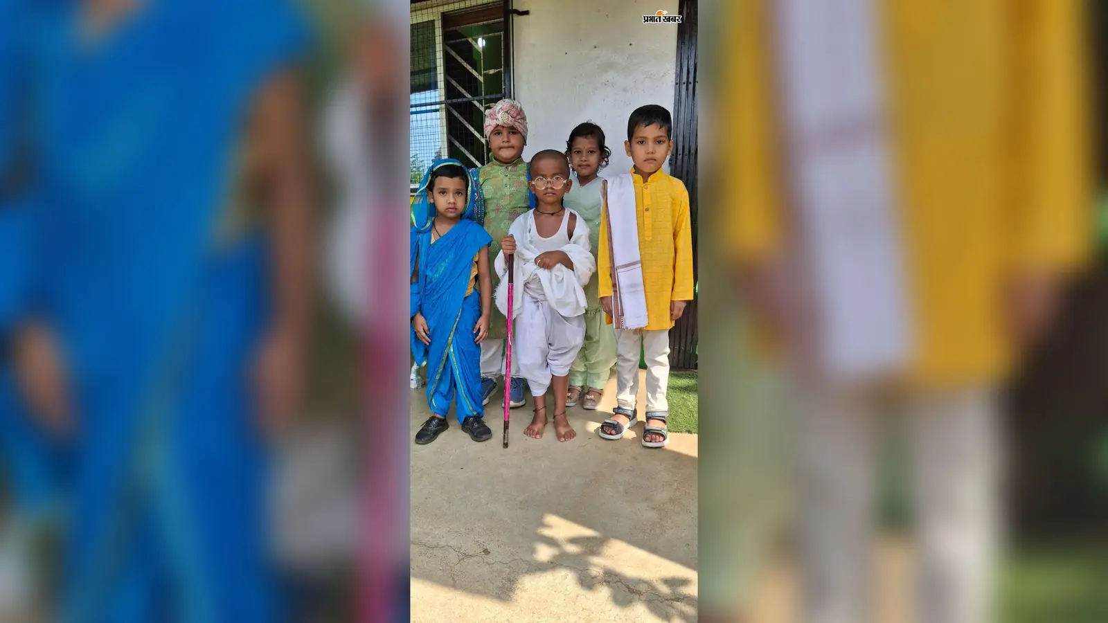 गांधी जयंती पर बच्चों ने चलाया स्वच्छता अभियान, झांकी से दिया साफ-सफाई का संदेश