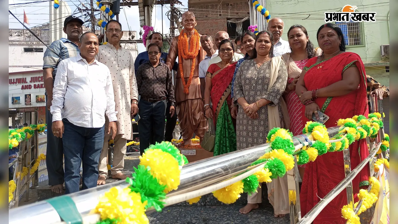 लाल बहादुर शास्त्री की जयंती पर कायस्थ समाज ने किया नमन, आदर्शों पर चलने का लिया संकल्प
