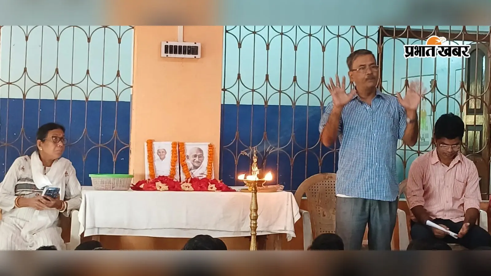 रानीश्वर के पाथरा में गांधी-शास्त्री जयंती पर गूंजा देशभक्ति का संदेश, बच्चों को दिखाई गयी आदर्शों की राह