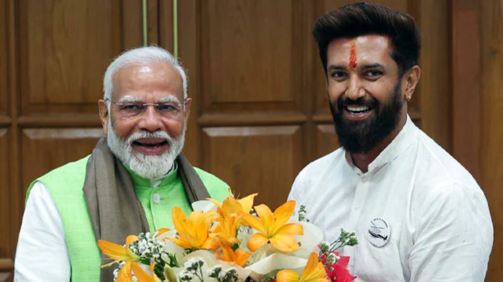 पीएम मोदी और चिराग पसवान