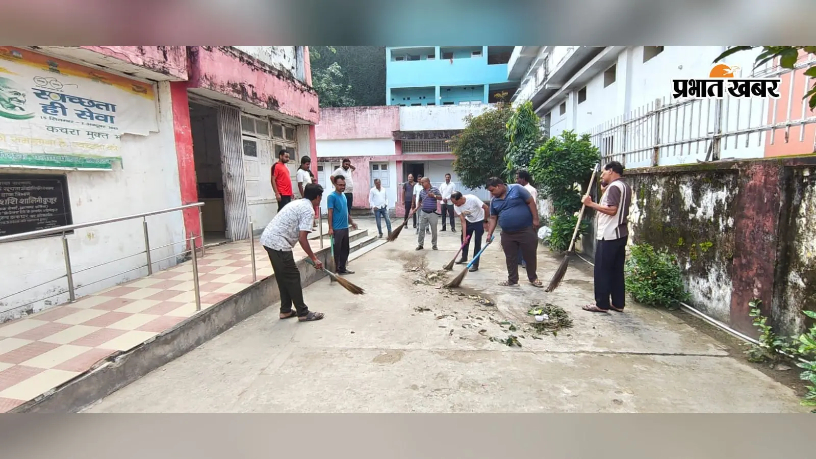 हुसैनाबाद में राष्ट्रपिता महात्मा गांधी व पूर्व प्रधानमंत्री लाल बहादुर शास्त्री जी की जयंती मनाई गई
