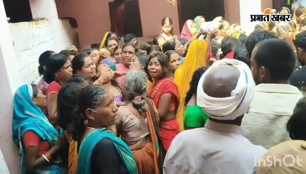 WATCH VIDEO: महाराष्ट्र के बेलापुर में सड़क हादसे में हाइवा चालक की मौत, शव गांव पहुंचते ही रो पड़े परिजन