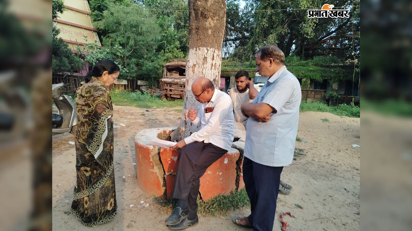अखबार पढ़ने की नसीहत:देवघर में विजिलेंस अधिकारी बनकर महिला से ठगे साढ़े तीन लाख के जेवर