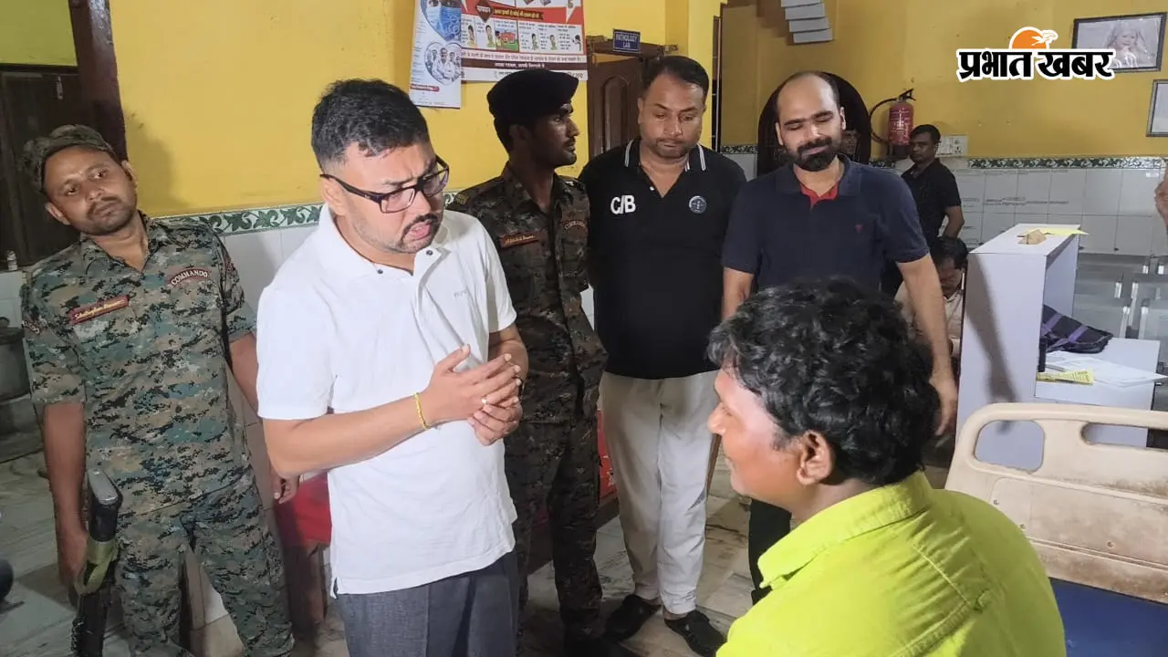 जमुई में 2 प्रसूताओं की मौत के बाद एक्शन: ड्यूटी से गायब लेडी डॉक्टर के निजी क्लीनिक पर रेड