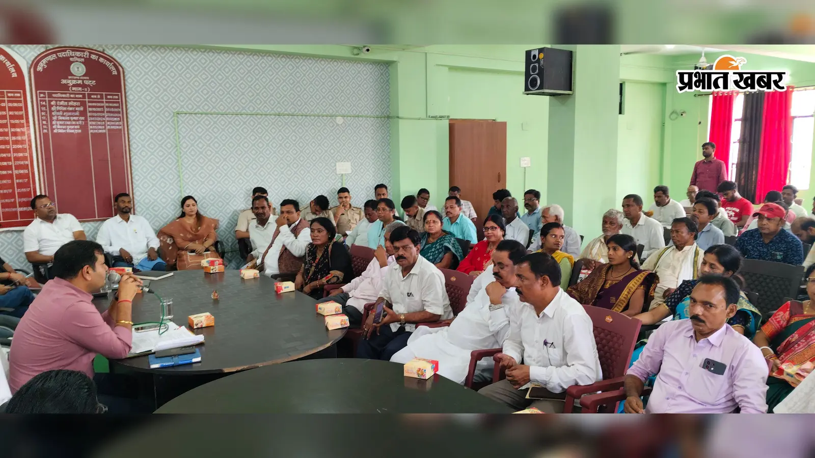 चांडिल में दुर्गापूजा को लेकर शांति समिति की बैठक, 10 स्थानों पर होगा रावण दहन
