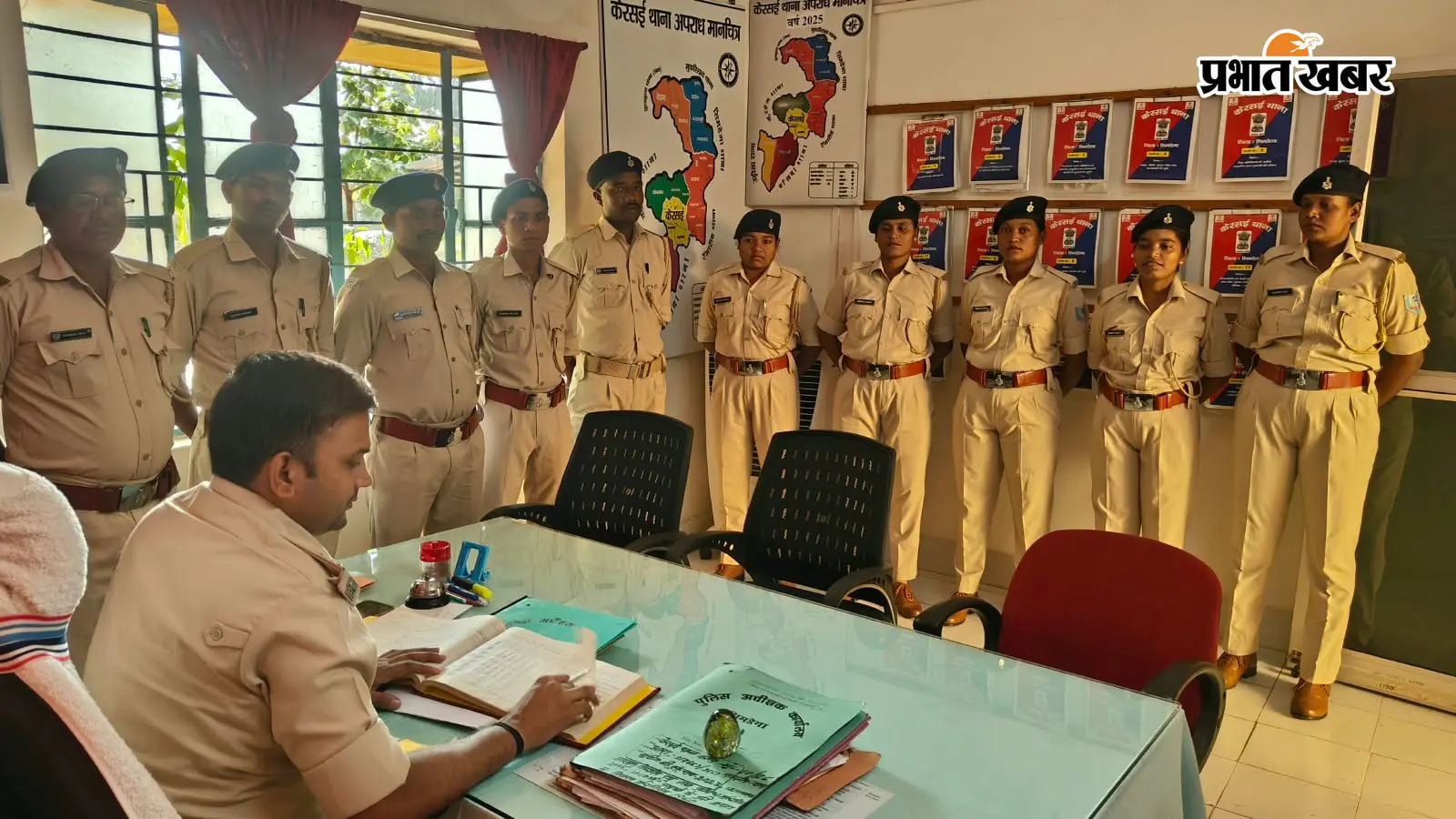 सिमडेगा में सुरक्षा को लेकर पुलिस की तैयारी तेज, चौकीदारों को किया गया अलर्ट