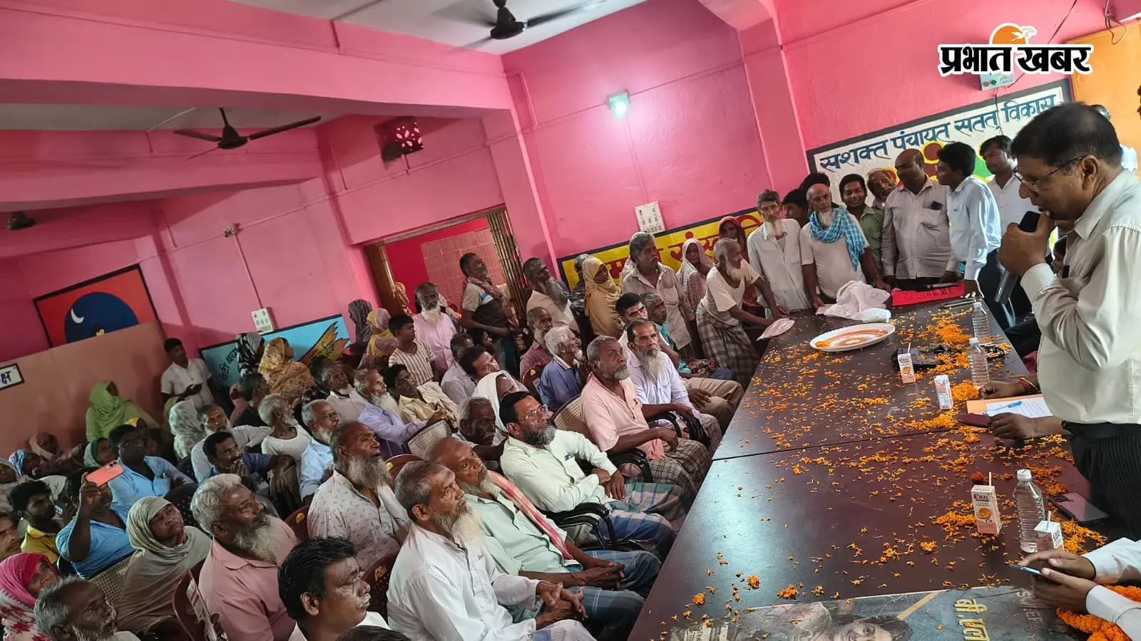 Watch Video :कानूनी अधिकारों से लेकर स्वास्थ्य जांच तक,इशाकपुर में बुजुर्गों के लिए शिविर