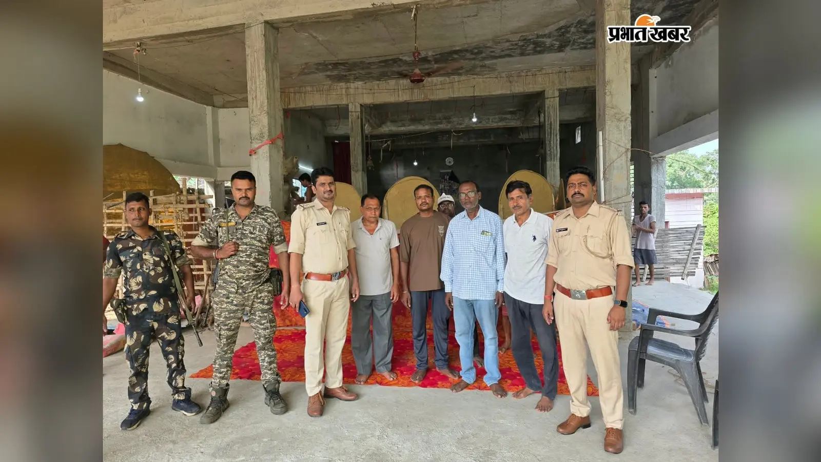 दुर्गापूजा को लेकर तीनपहाड़ पुलिस अलर्ट, पंडालों में सीसीटीवी और अलग प्रवेश-निकास का निर्देश