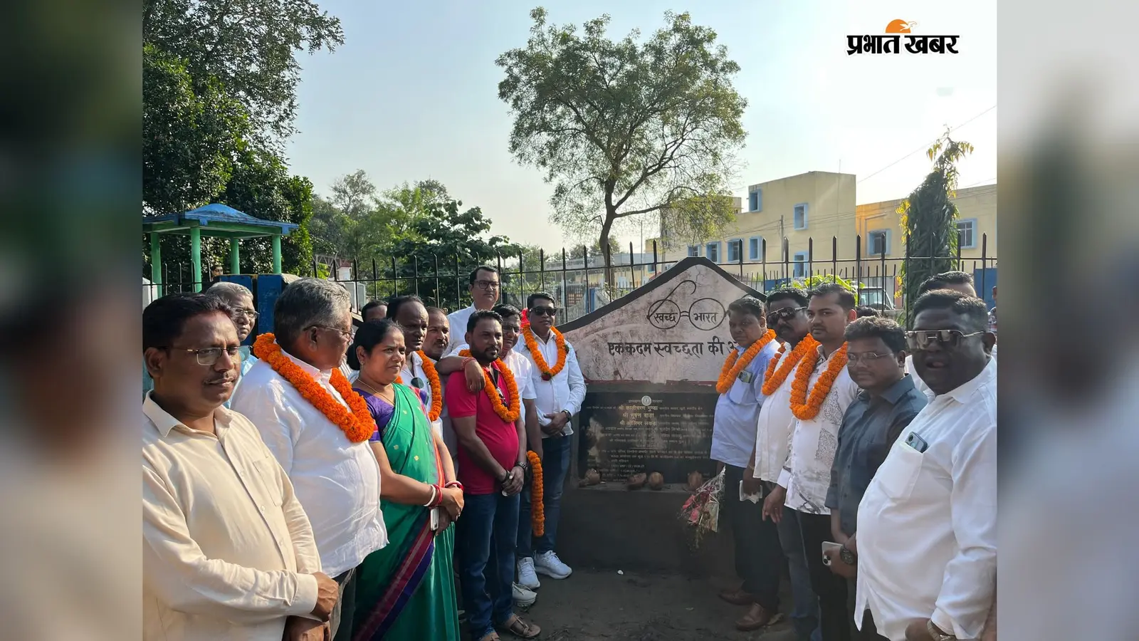 सिमडेगा के सामटोली रोड का शिलान्यास, विधायक भूषण बाड़ा ने कहा- यह शहर की लाइफ लाइन
