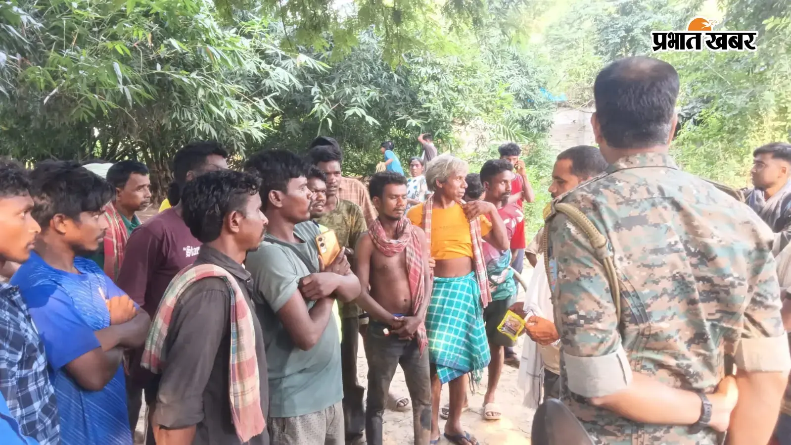 चोरी के आरोप में युवक को बनाया बंधक, ग्रामीणों ने लगाया 2.32 लाख रुपये जुर्माना