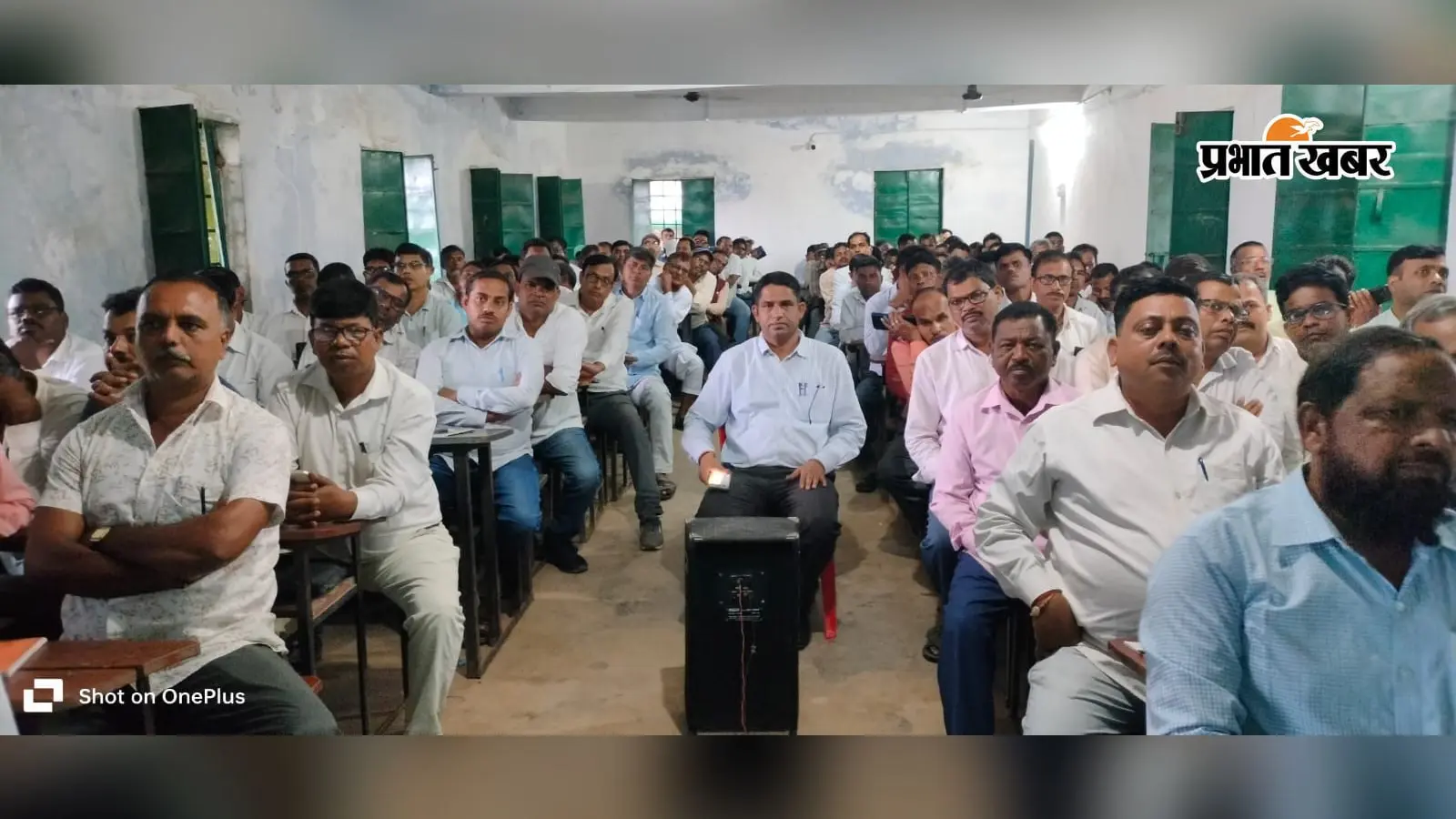 गांडेय के शिक्षकों पर प्रशासनिक शिकंजा: गुरु गोष्ठी में तीन दिनों के भीतर प्रगति रिपोर्ट सौंपने का निर्देश