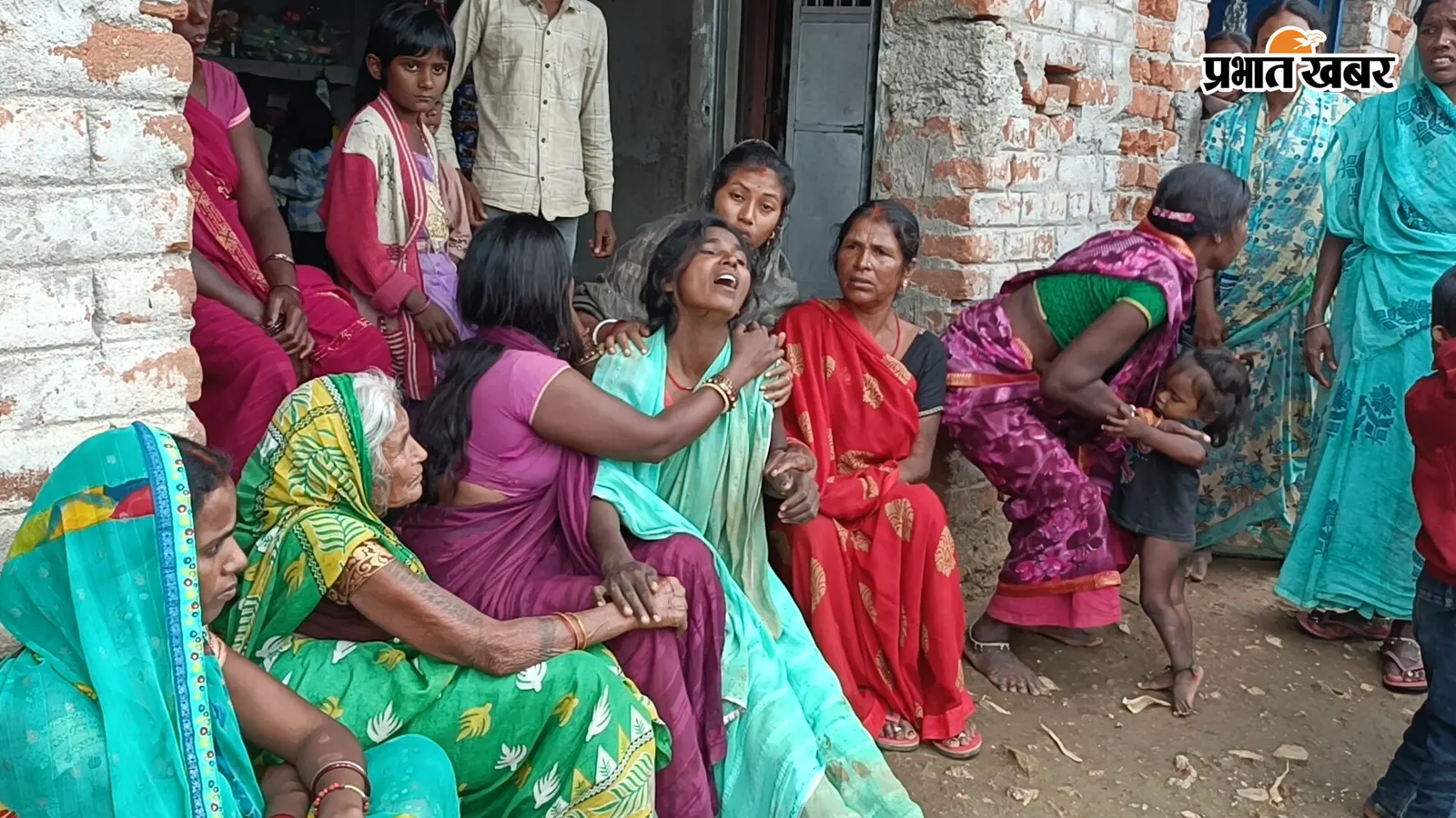प्रतापपुर में करंट लगने से बच्ची की मौत
