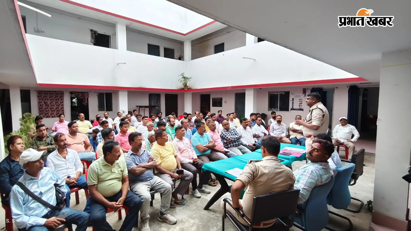 दुर्गा पूजा पर प्रशासन सख्त, भारी साउंड और अफवाह फैलाने पर कार्रवाई तय