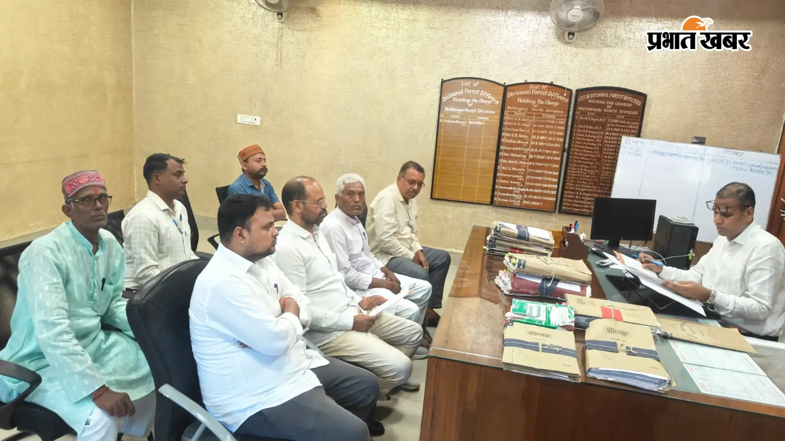 Watch Video: पलामू में जंगली जानवरों से हो रही फसल बर्बाद, भाजपा ने वन विभाग के खिलाफ आंदोलन की दी चेतावनी