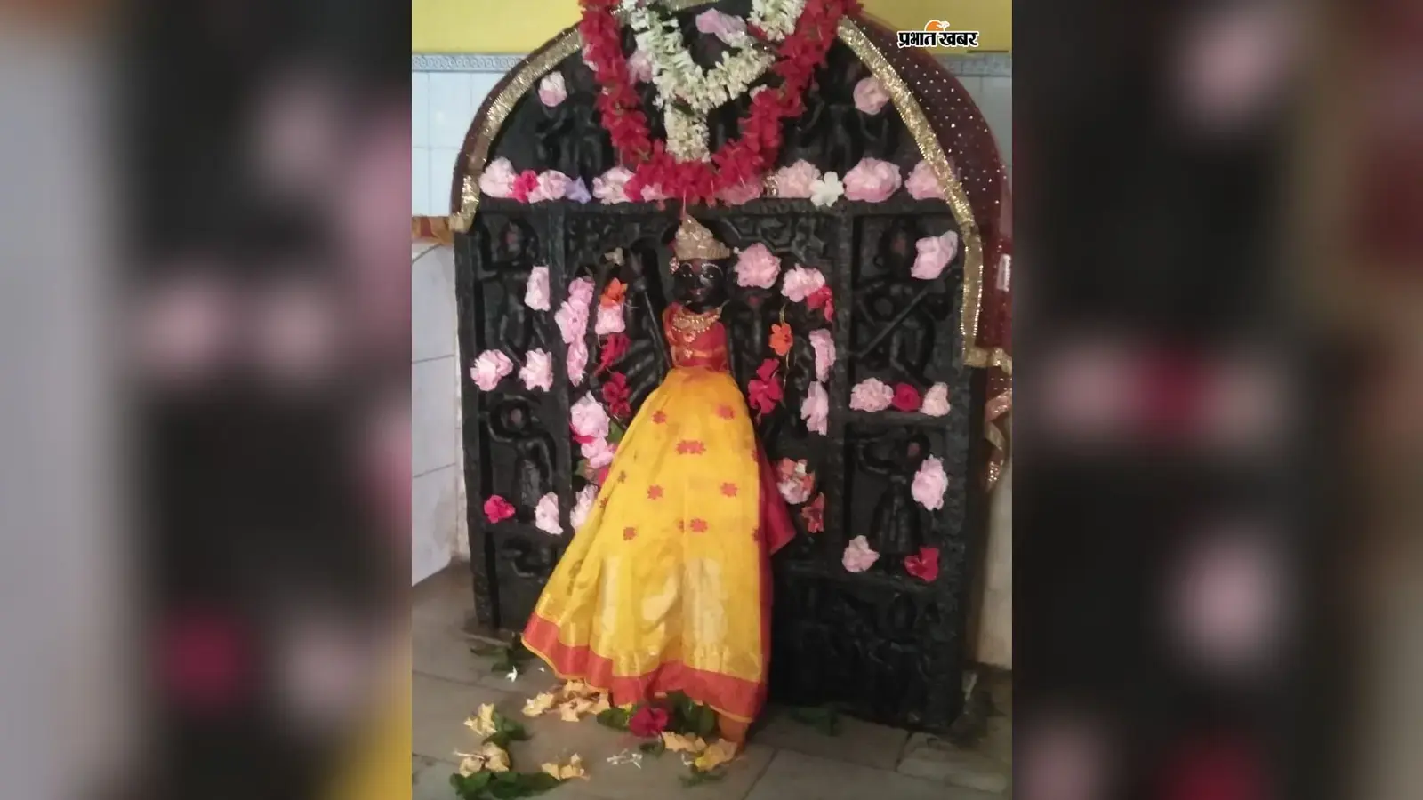 300 साल पुराना दशभुजा दुर्गा मंदिर, आस्था के साथ समेटे है राजपरिवार का इतिहास