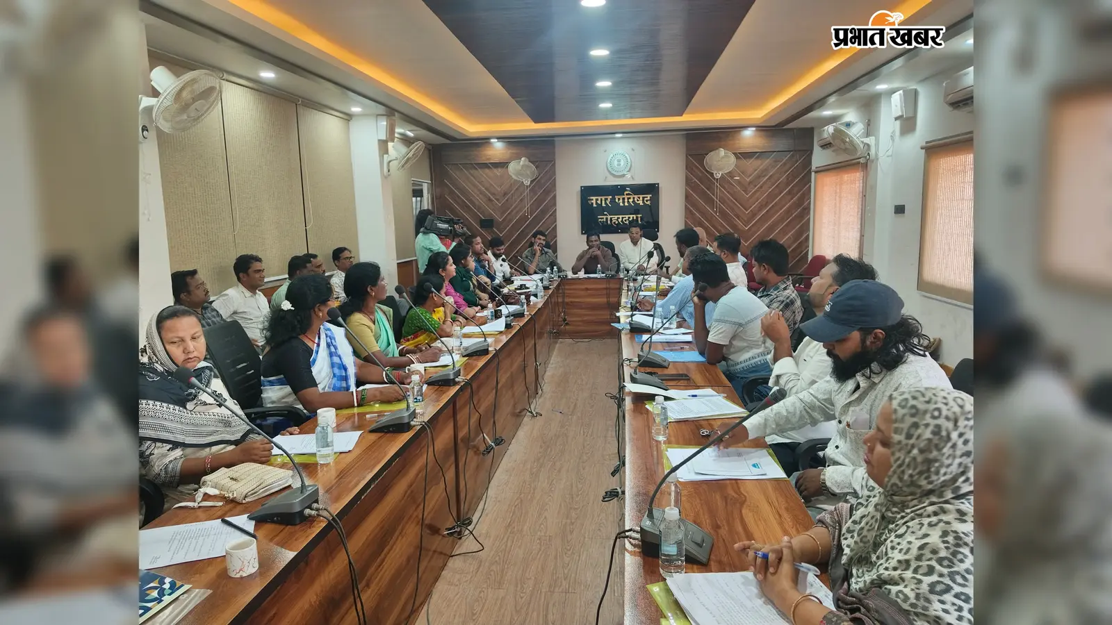 होल्डिंग टैक्स कम करने का प्रस्ताव नगर विकास विभाग को भेजेगा नगर परिषद, भगत सिंह समेत स्वतंत्रता सेनानियों की प्रतिमा लगाने का निर्णय